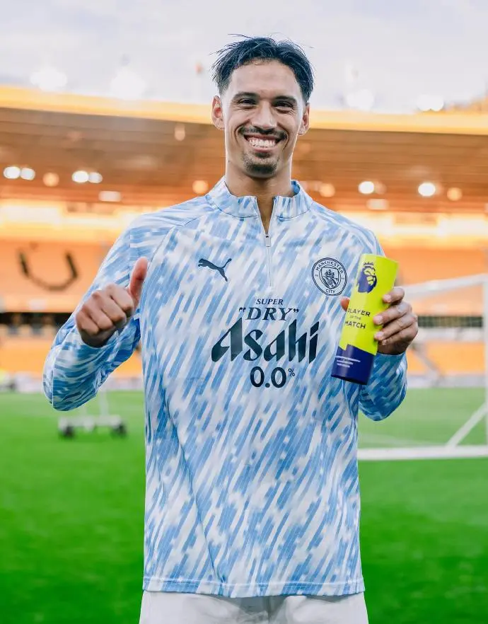 赛后, 森禁区右侧, 前插到禁区