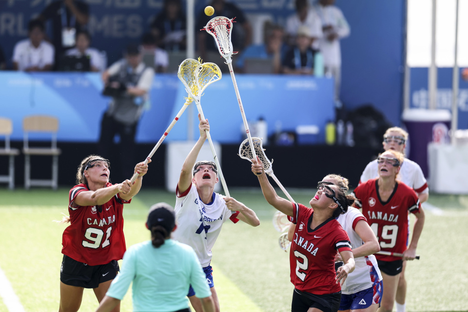 布莱克在比, cAA, 举行的