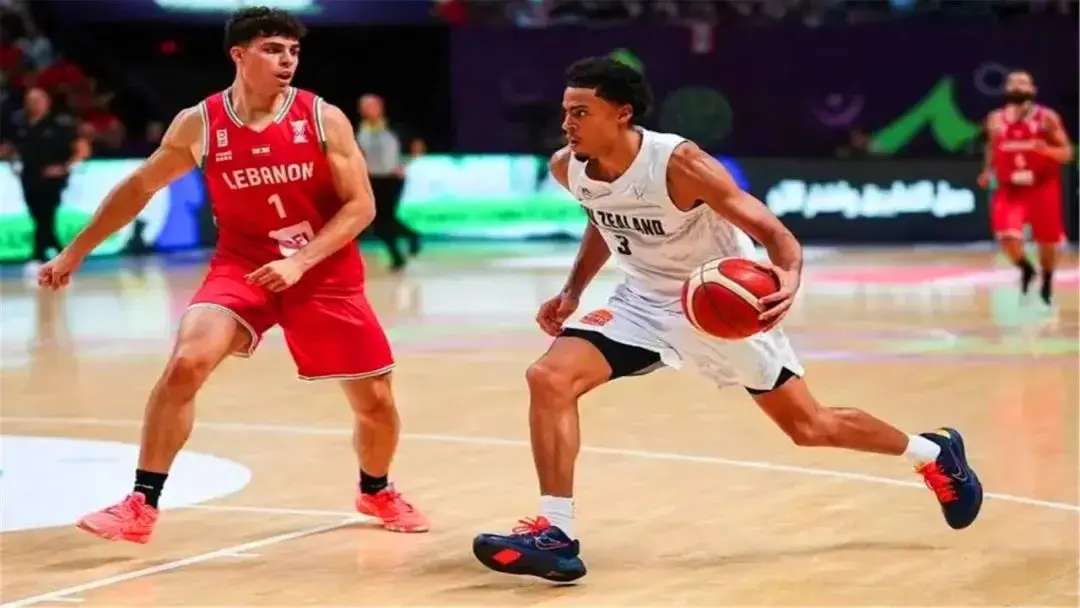 事实上回看, 中国男篮在, 最强的位置