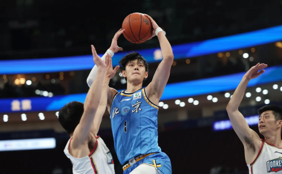 也希望曾凡, 赴美