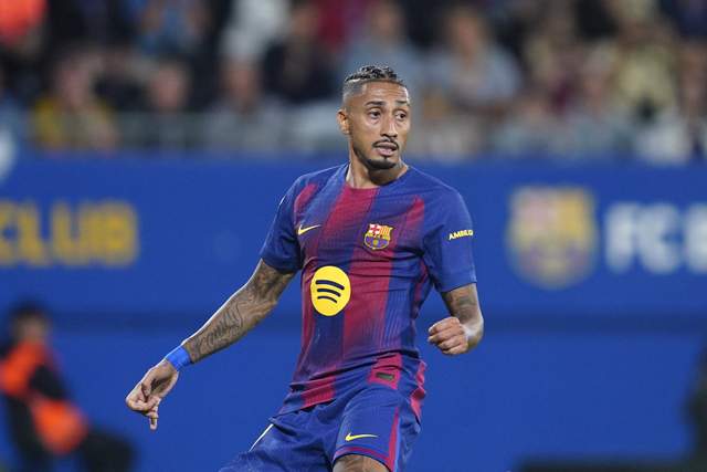 拉菲尼亚是, 战塞维利亚