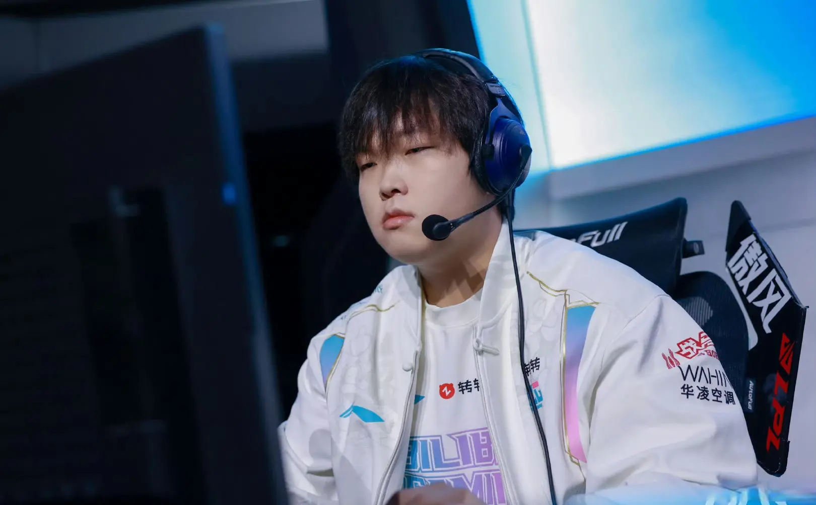 yid, 冠军, Bin首次